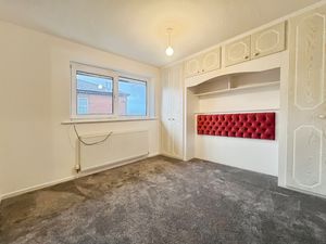 Bedroom 3 - click for photo gallery